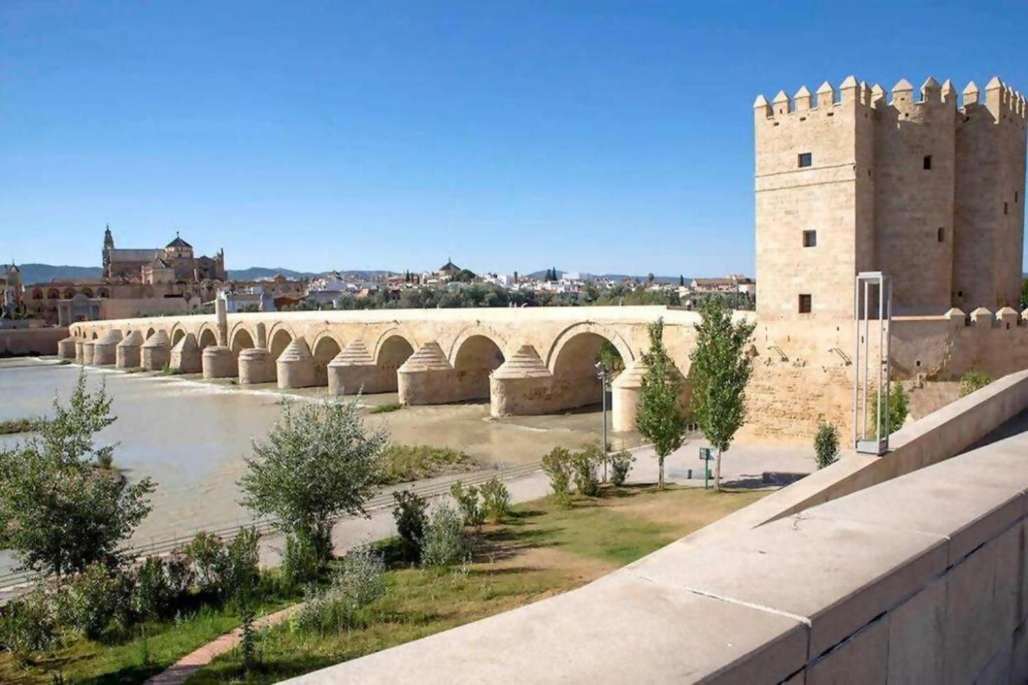 Calahorra Experience Apartment Cordoba Exterior photo